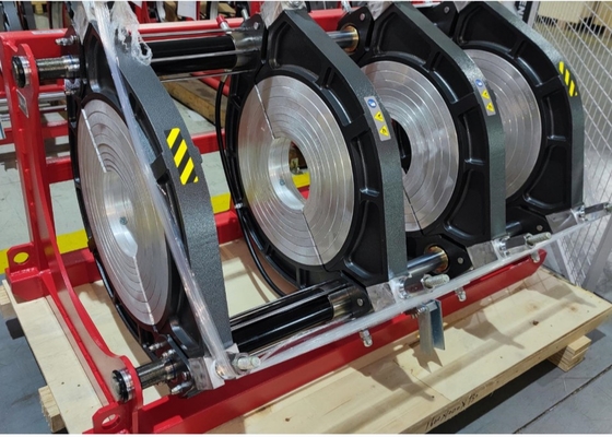 Soldador hidráulico del extremo del campo IPS 16", máquina de la soldadura por fusión del tubo con la grúa