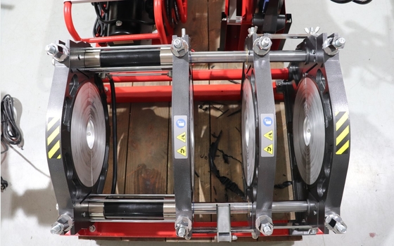 HDPE hidráulico de la máquina 220V 355M M de la soldadura por fusión del extremo 50HZ con la carretilla