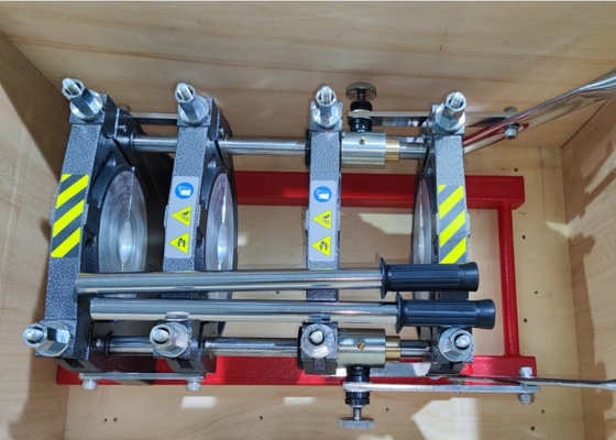 Máquina de la soldadura por fusión del extremo del manual de 200M M, máquina de la soldadura a tope del HDPE de cuatro abrazaderas